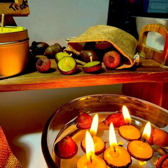 24 Floating Acorn Cap Candles - Handmade - Picture 7 of 11